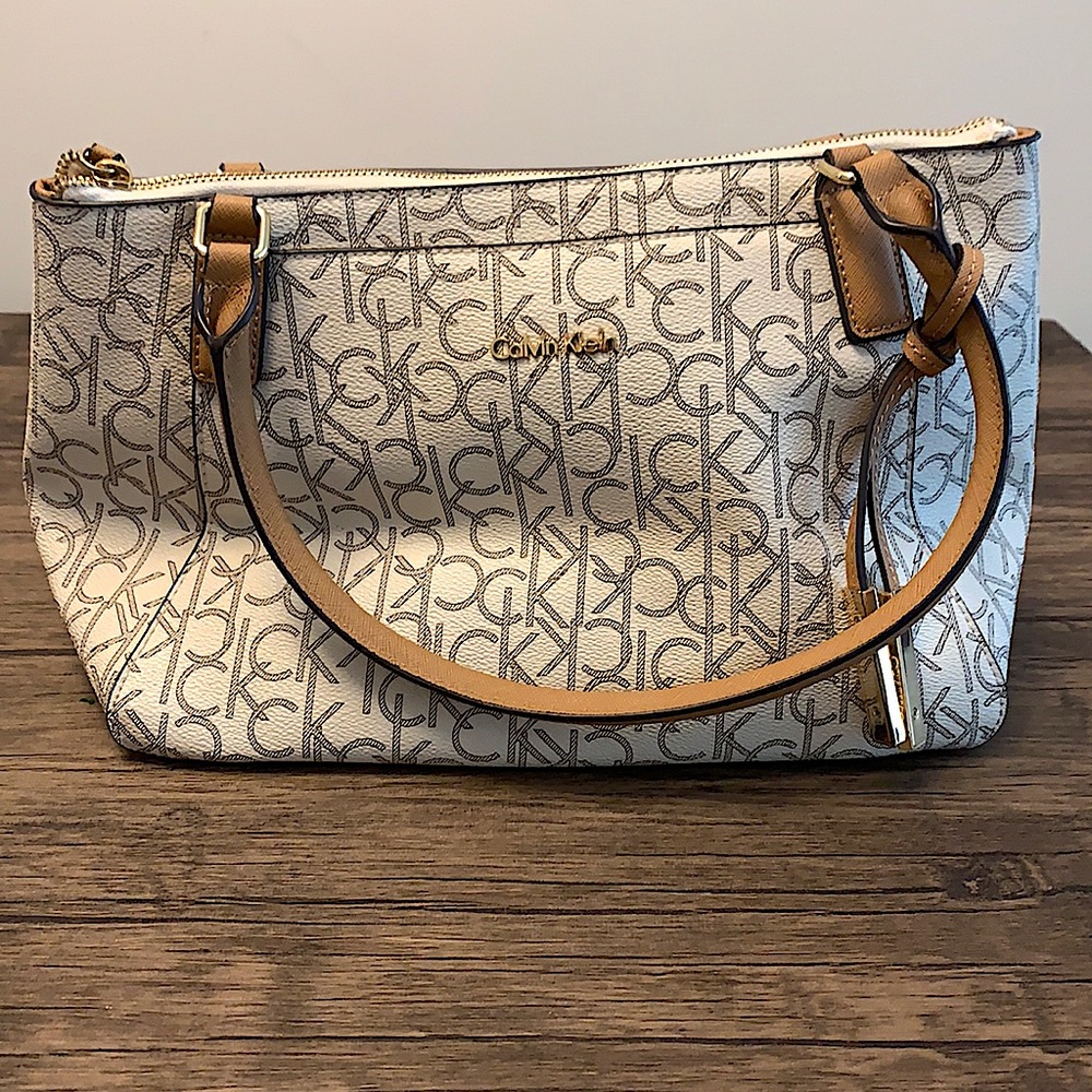 Calvin Klein Mid-Sized Cream/Brown Purse